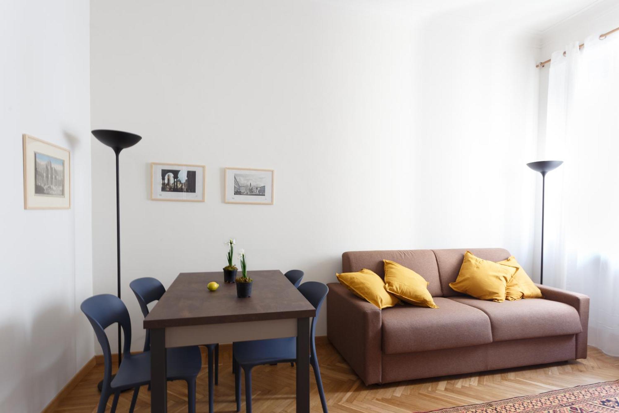 Renovated 3 Bedroom Apartment In The City Center Turin Exterior photo